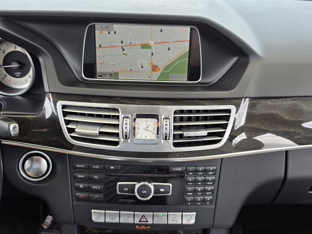 Used 2014 Mercedes-Benz E 250 BlueTEC Sedan image 13