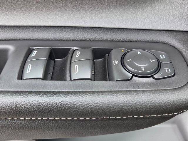 Certified 2024 GMC Terrain SLE w/ Driver Convenience Package FWD image 23