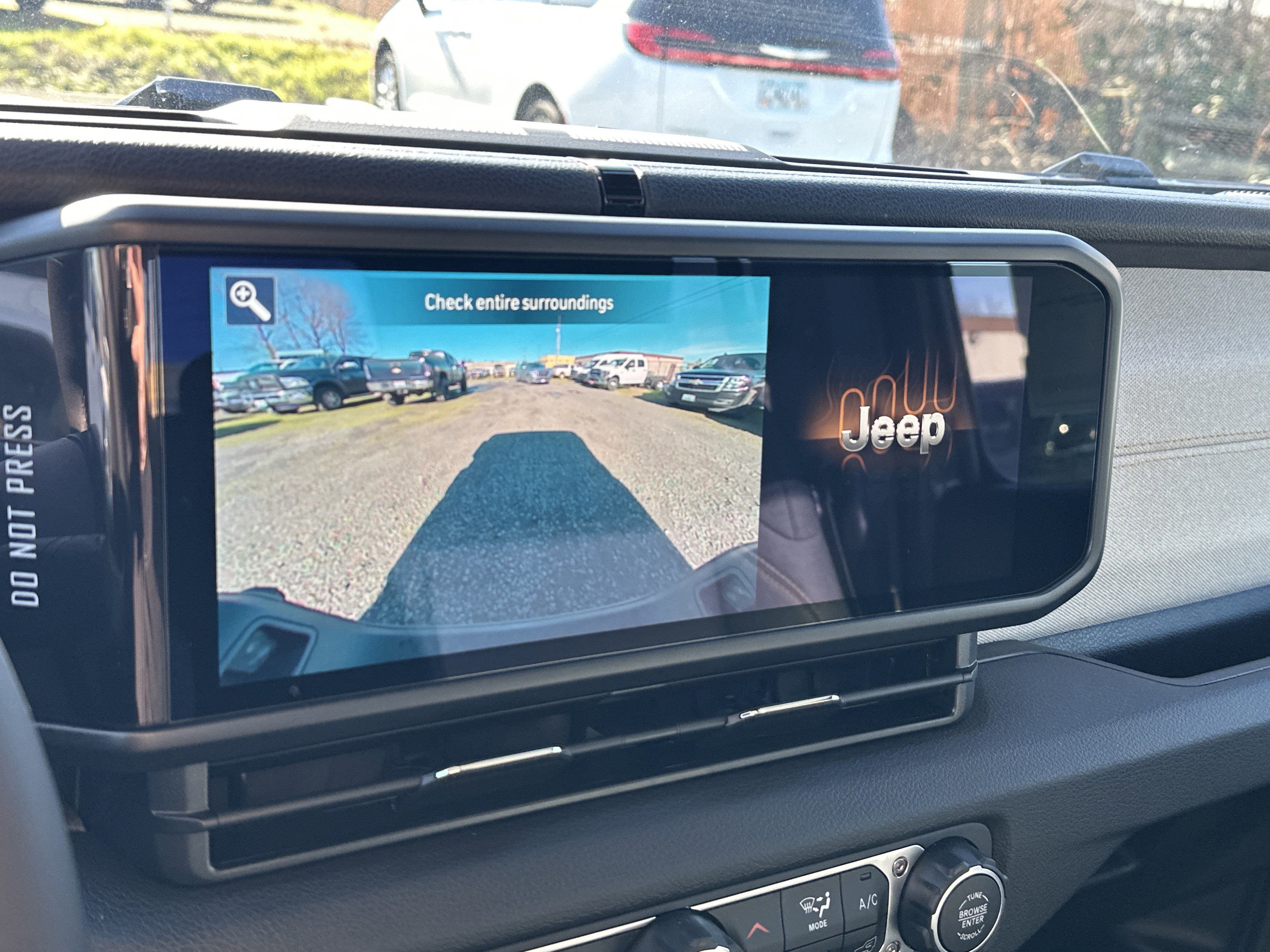 New 2026 Jeep Gladiator Sport image 22