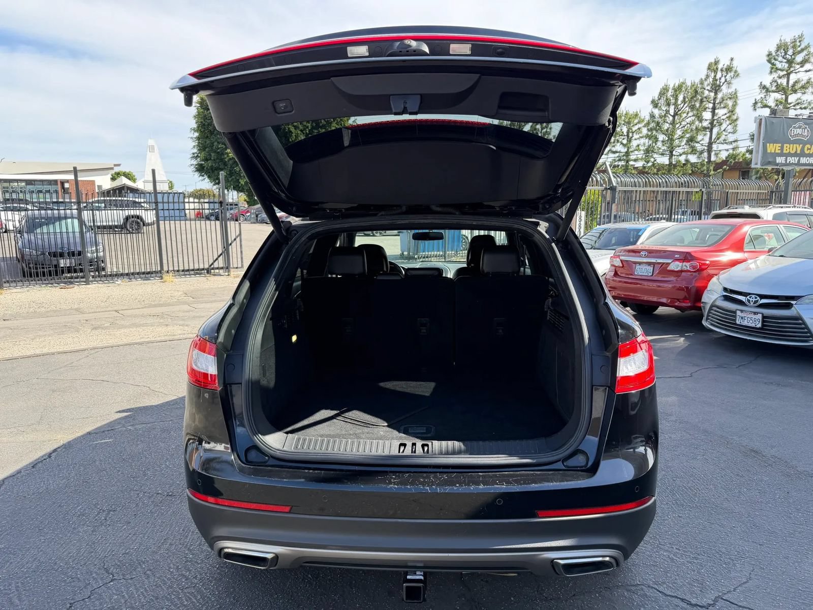 Used 2016 Lincoln MKX Select FWD image 16