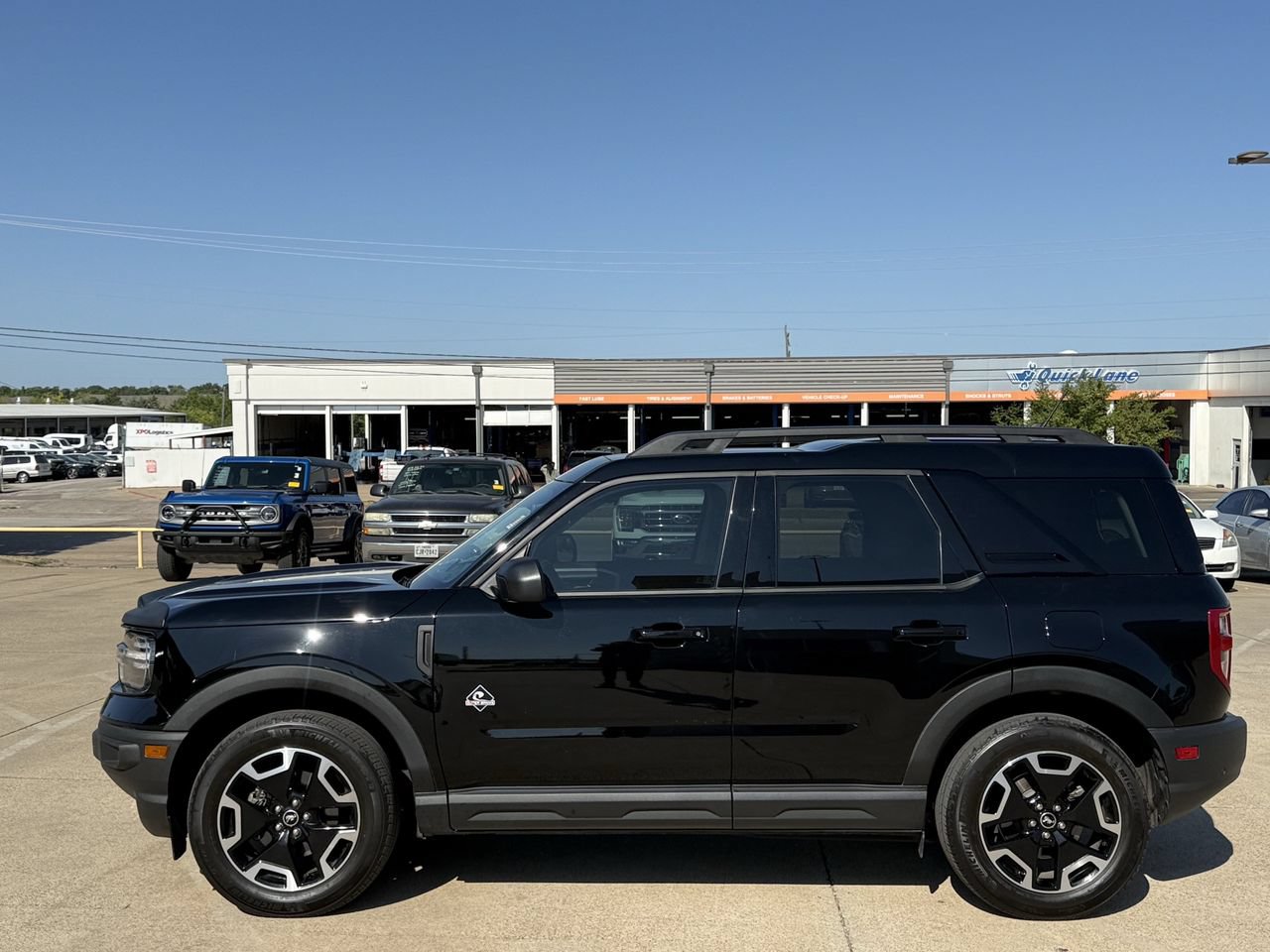 Certified 2024 Ford Bronco Sport Outer Banks w/ Tech Package AWD/4WD image 3