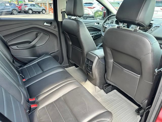 Used 2015 Ford Escape Titanium w/ Equipment Group 301A AWD/4WD image 23