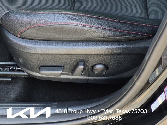 Certified 2022 Kia Soul Turbo FWD image 19