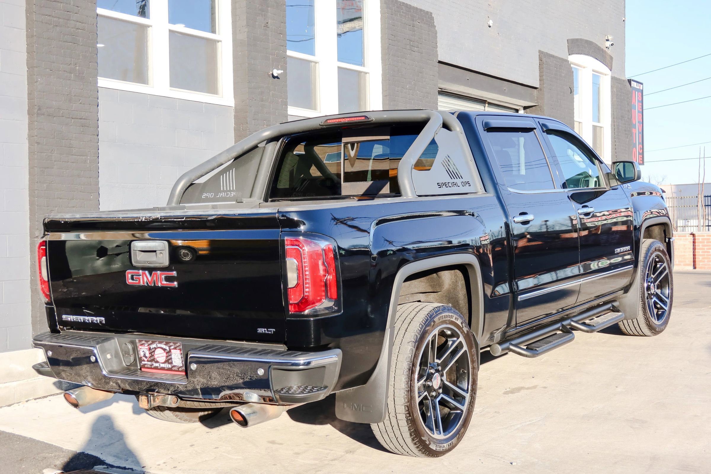 Used 2016 GMC Sierra 1500 SLT AWD/4WD image 4