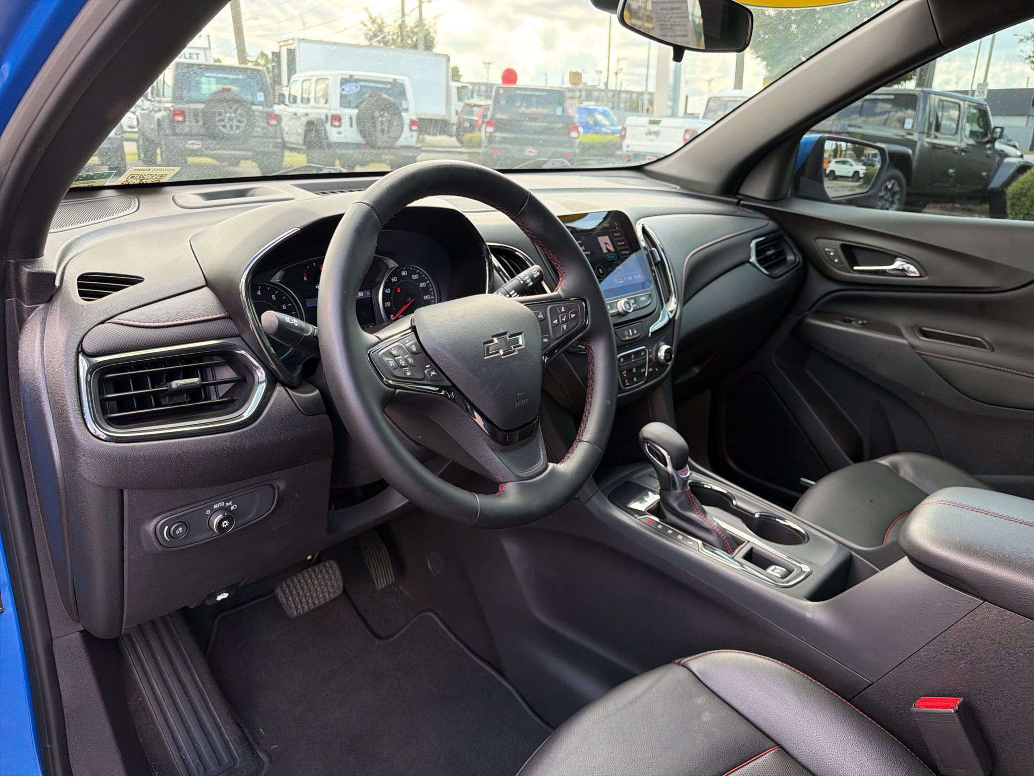Used 2024 Chevrolet Equinox RS w/ RS Leather Package FWD image 26