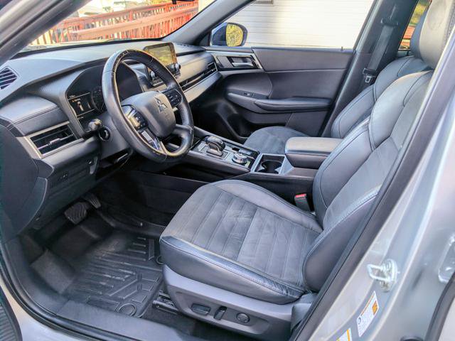 Used 2022 Mitsubishi Outlander SE FWD image 5