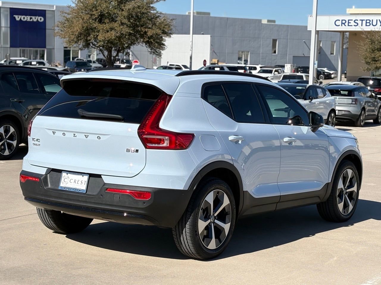 New 2026 Volvo XC40 B5 Plus w/ Protection Package Premier image 6