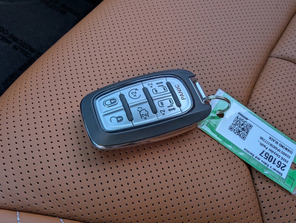 New 2026 Chrysler Pacifica Pinnacle image 20
