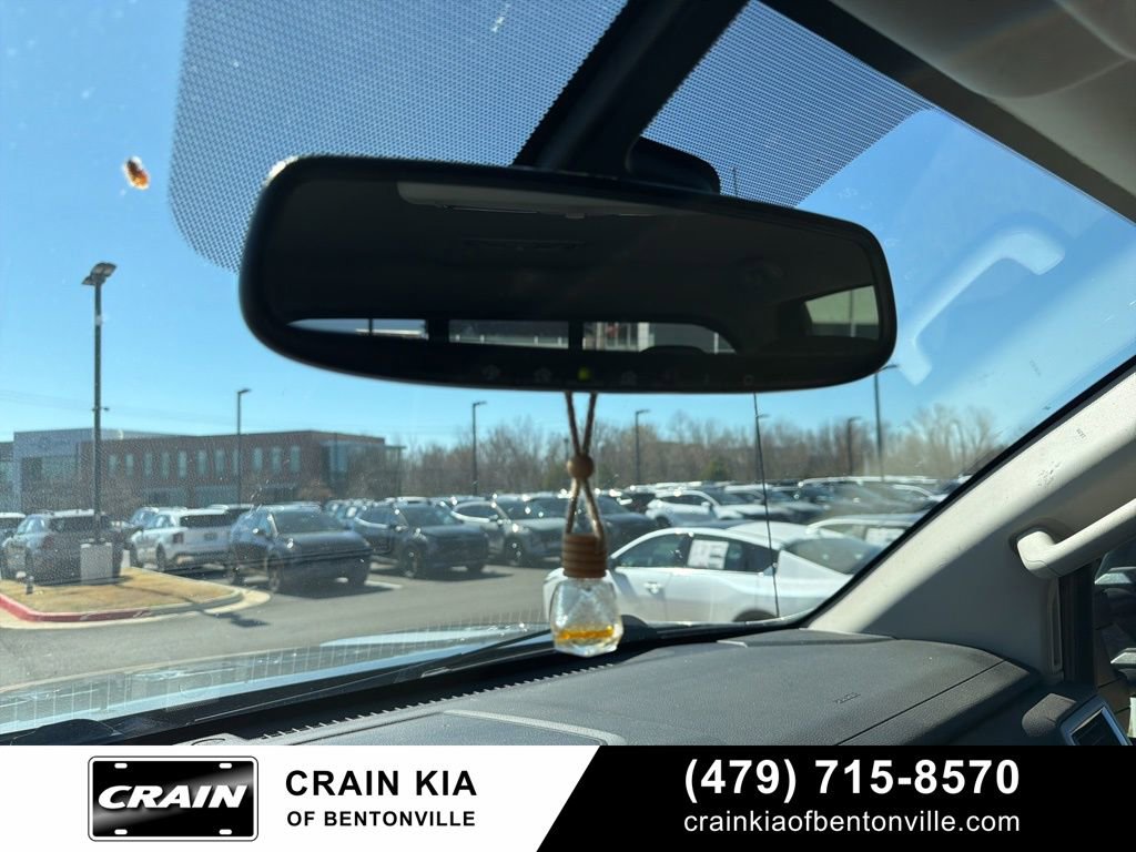 Used 2019 Nissan Titan SV w/ SV Convenience Package image 27