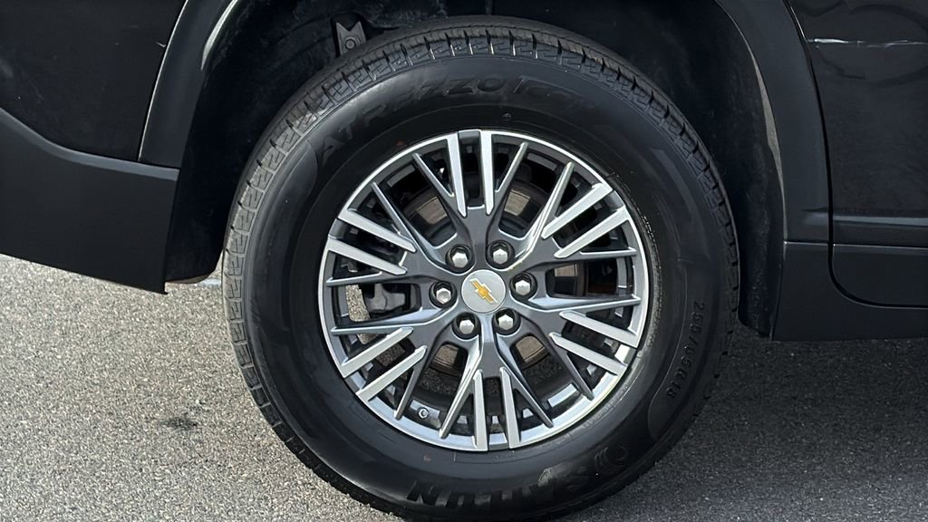 Used 2024 Chevrolet Traverse LT image 6