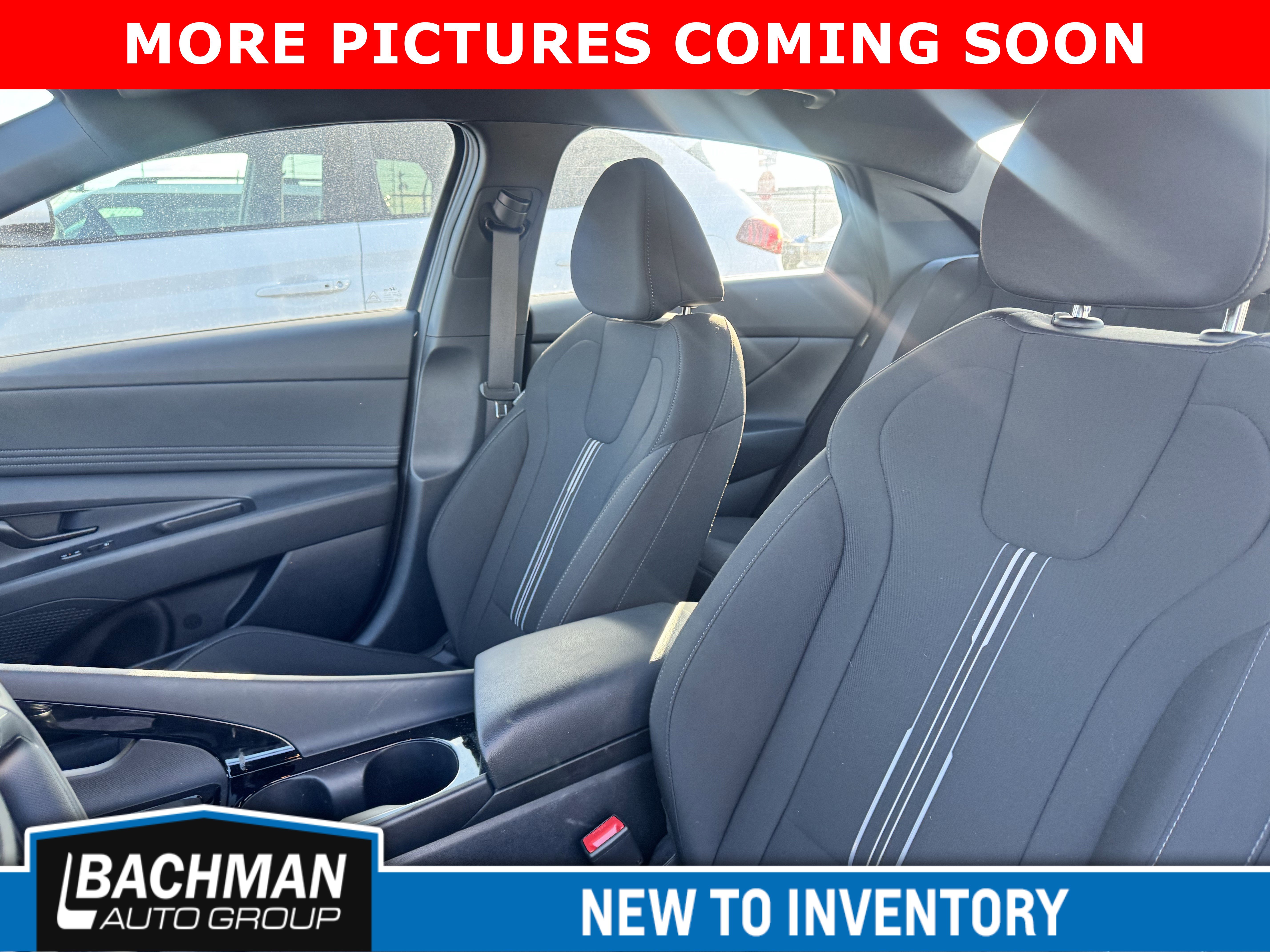 Certified 2025 Hyundai Elantra SEL image 9