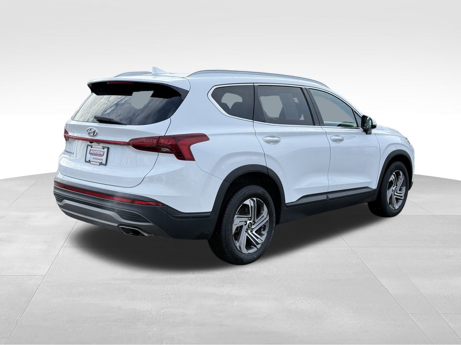 Used 2023 Hyundai Santa Fe SEL image 5