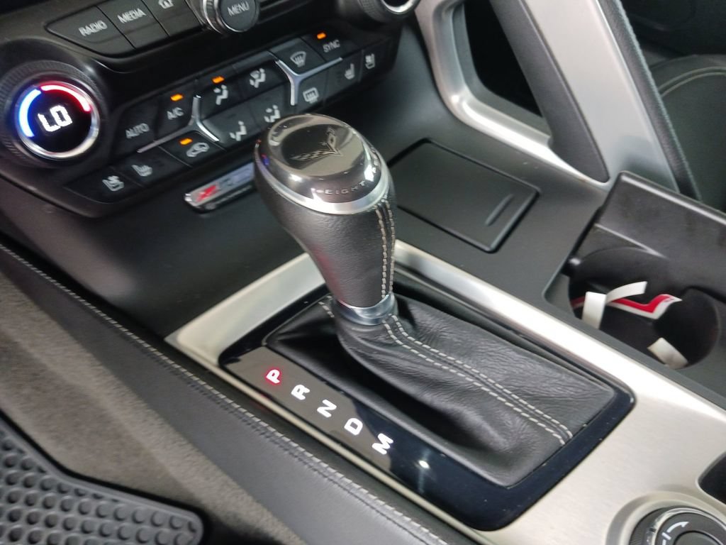 Used 2015 Chevrolet Corvette Z06 w/ 2LZ Preferred Equipment Group RWD image 33