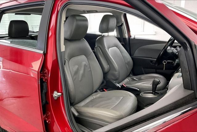 Used 2014 Chevrolet Sonic LTZ w/ Fun and Sun Package FWD image 7