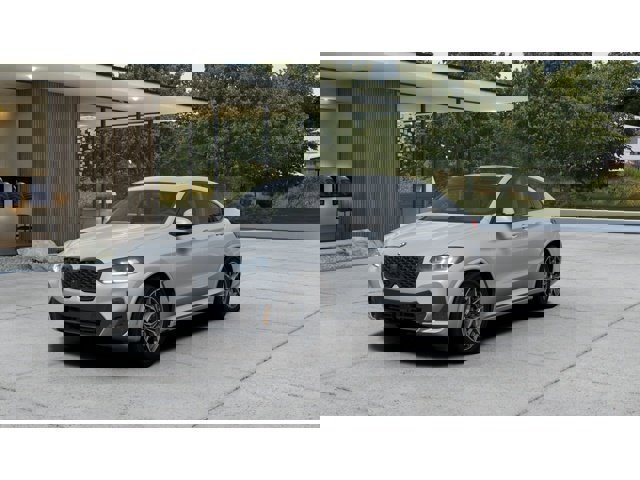 New 2025 BMW X4 xDrive30i w/ Premium Package