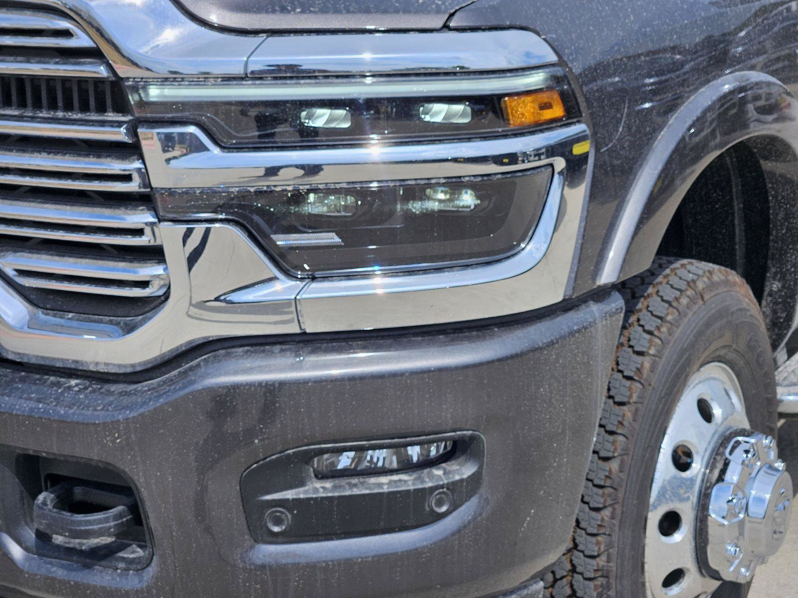 New 2027 RAM 3500 Laramie AWD/4WD image 6