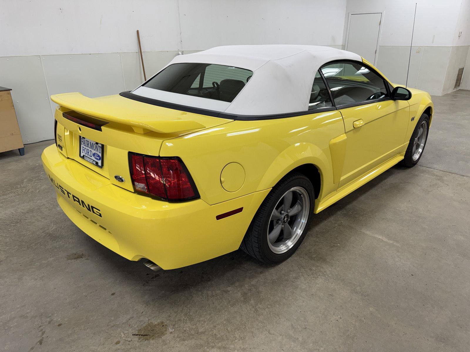 Used 2001 Ford Mustang GT Premium RWD image 7