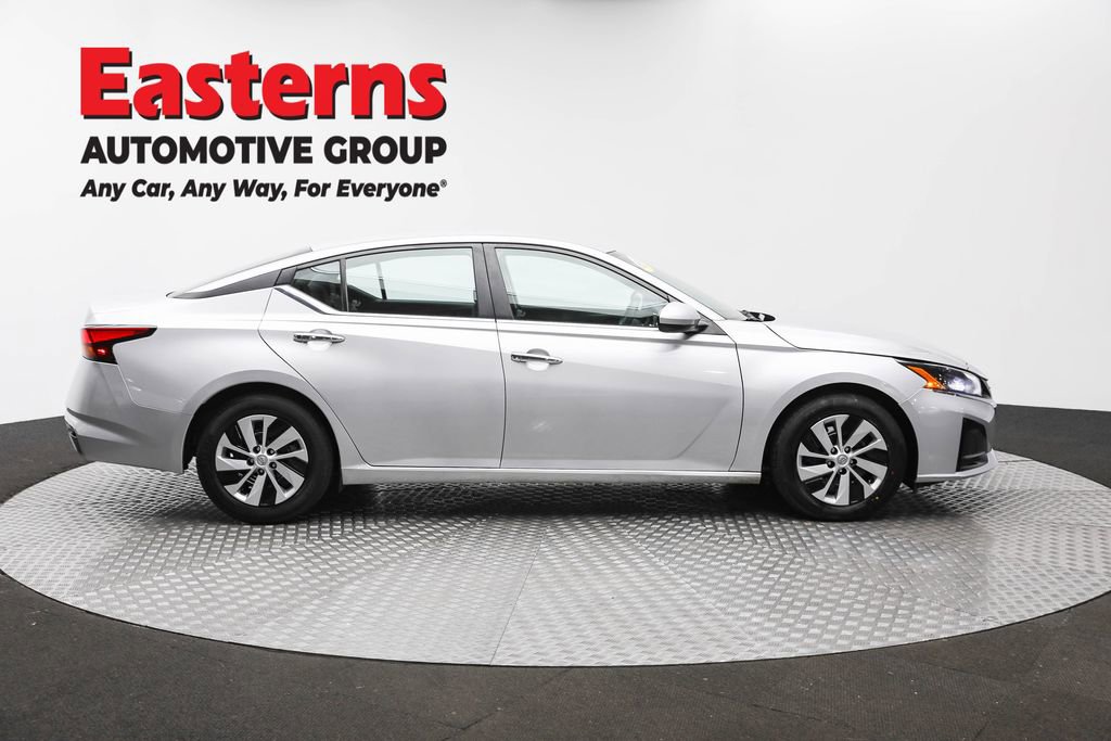 Used 2023 Nissan Altima 2.5 S image 4
