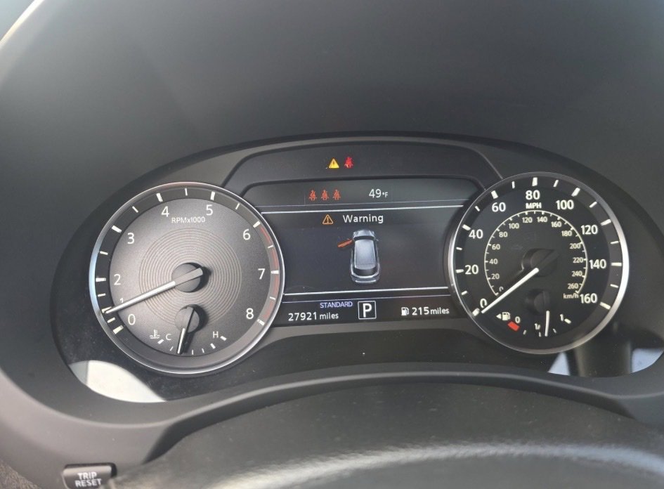 Used 2023 INFINITI QX50 Luxe image 4