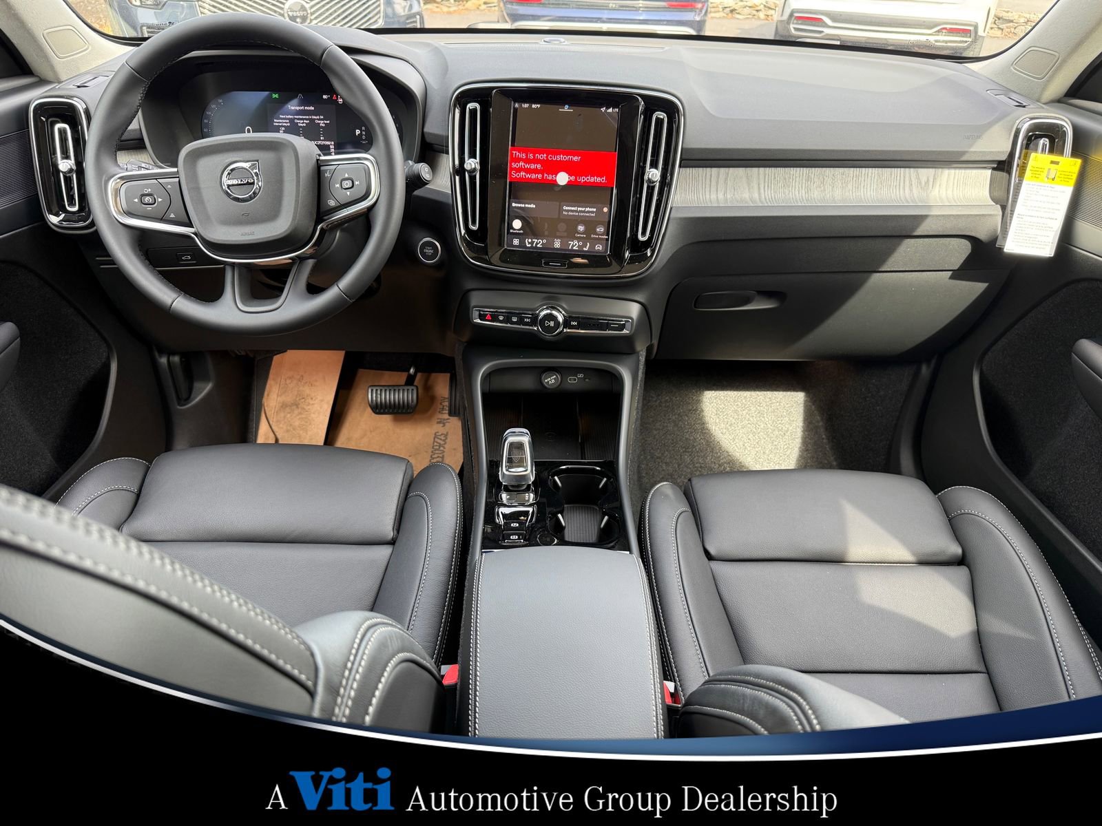 Used 2026 Volvo XC40 B5 Plus w/ Protection Package Premier image 2