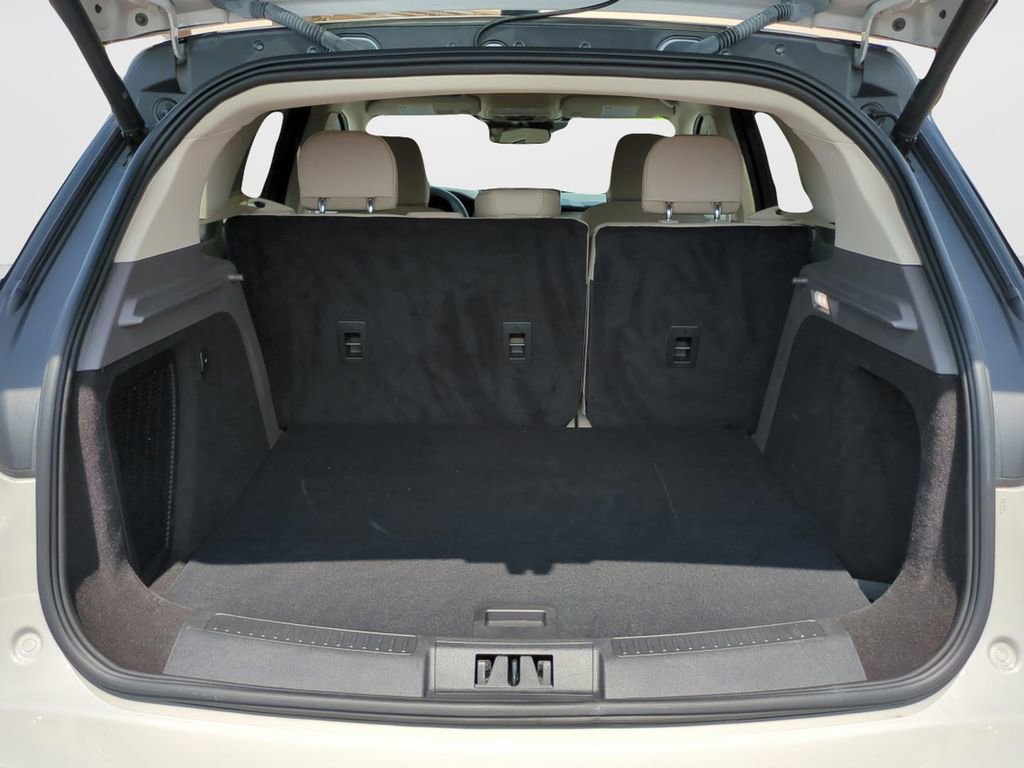 Used 2023 Lincoln Corsair FWD image 12