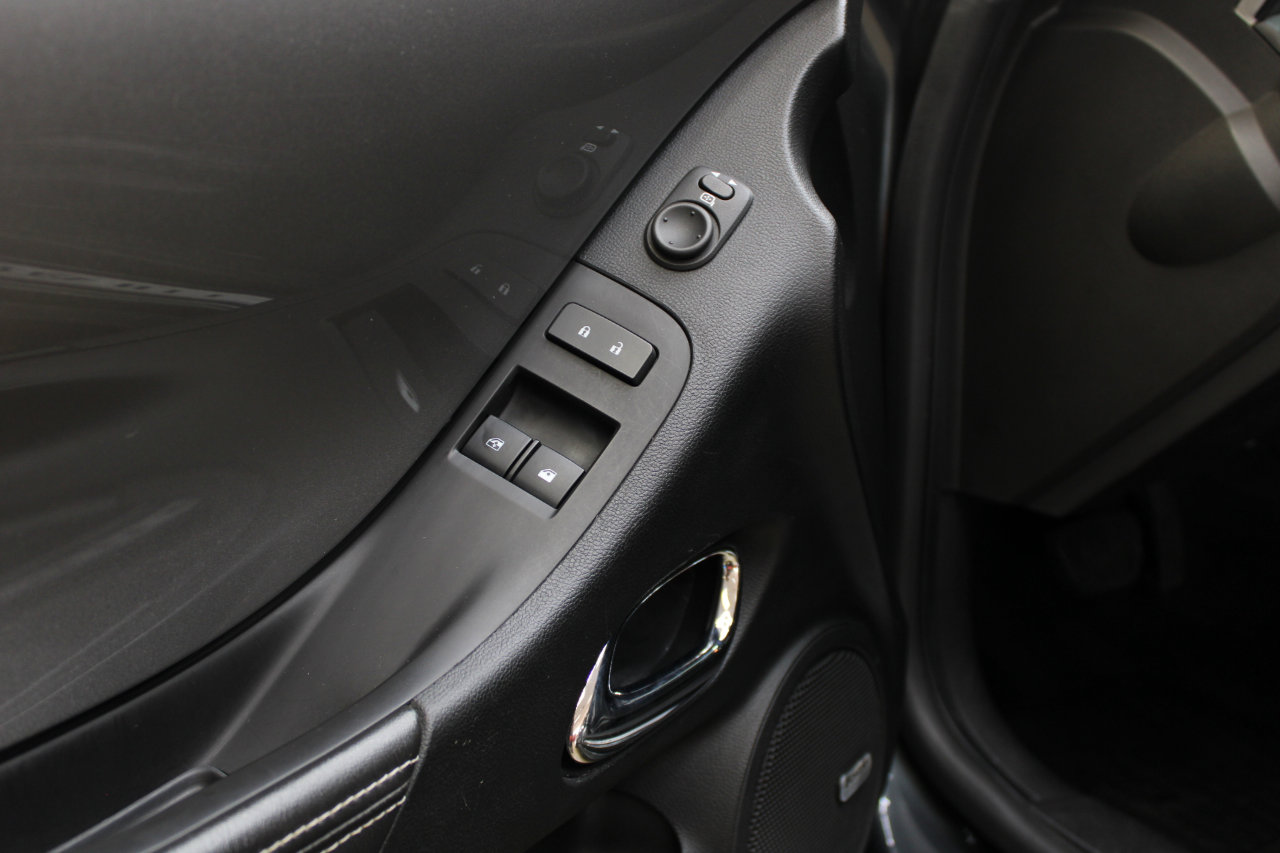 Used 2012 Chevrolet Camaro SS w/ RS Package image 29