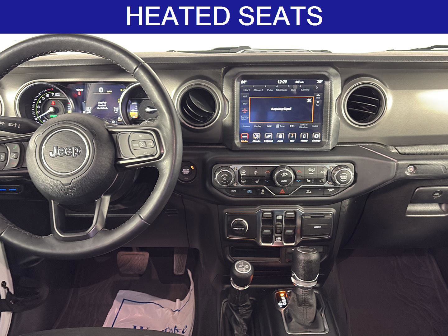 Used 2023 Jeep Wrangler Unlimited w/ Sun & Screen Package image 20