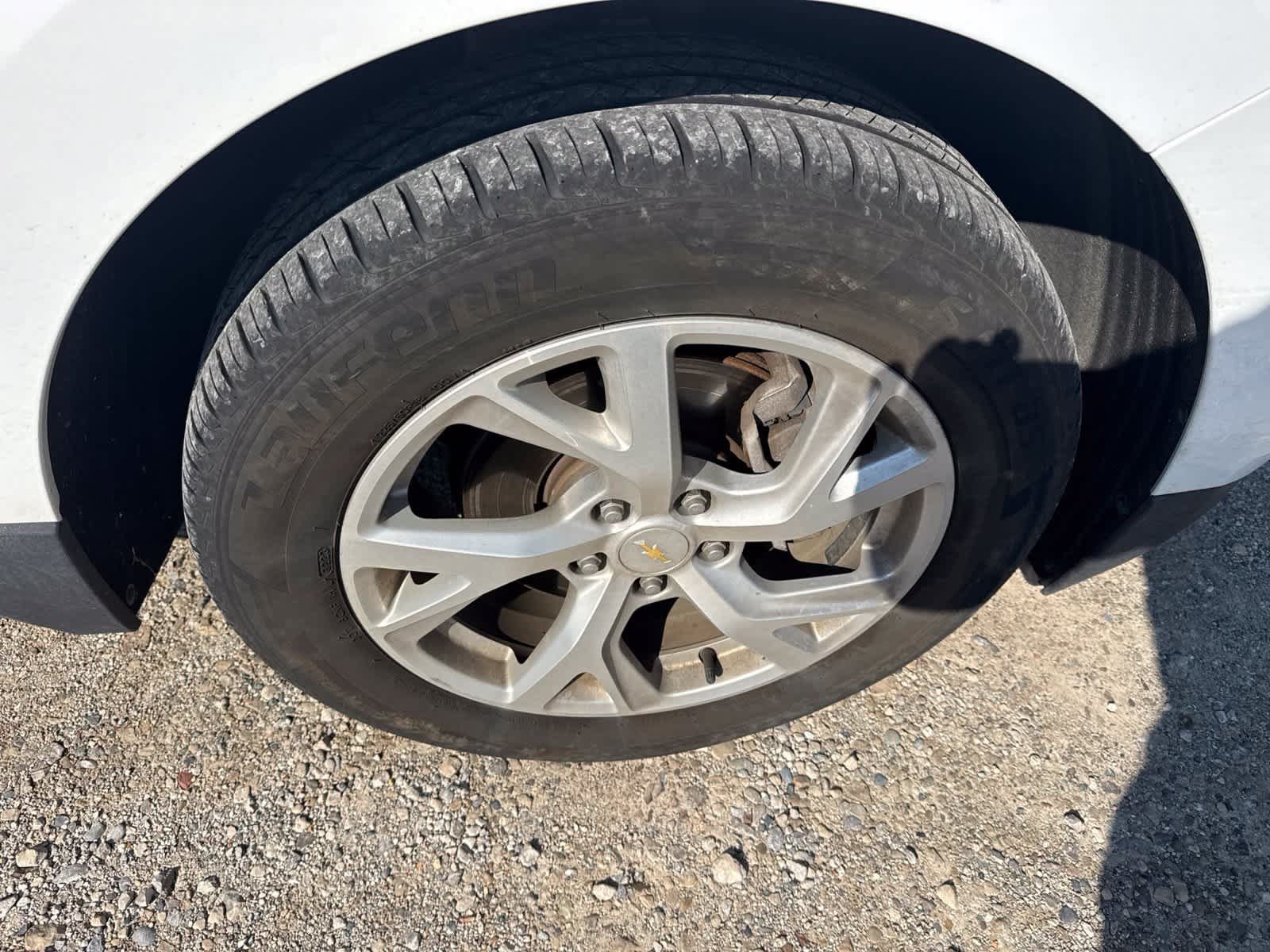 Used 2019 Chevrolet Equinox LT AWD/4WD image 5