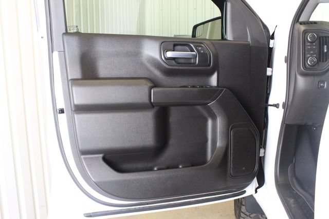 Used 2023 Chevrolet Silverado 1500 Custom Trail Boss AWD/4WD image 9