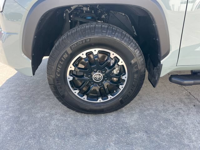 Used 2022 Toyota Tundra SR5 w/ TRD Off-Road Package AWD/4WD image 29
