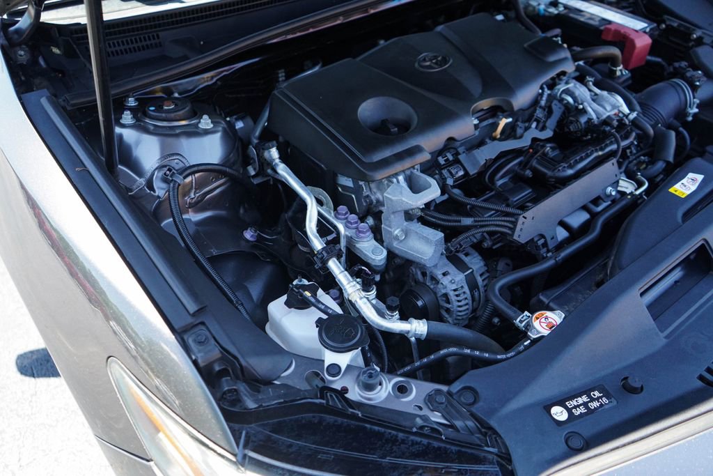 Used 2019 Toyota Camry SE FWD image 32