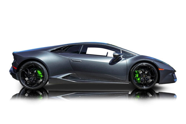 Used 2017 Lamborghini Huracan LP 580-2 RWD image 2