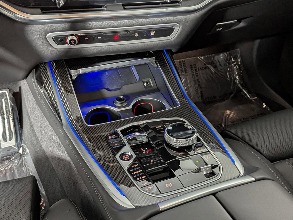 Used 2026 BMW X7 M60i image 47
