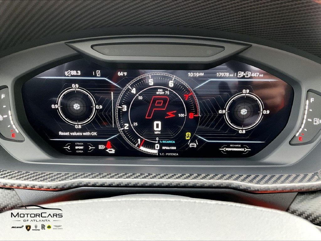 Used 2025 Lamborghini Urus SE AWD/4WD image 16