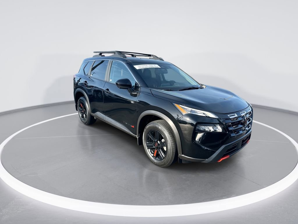 Used 2025 Nissan Rogue SV AWD/4WD image 2