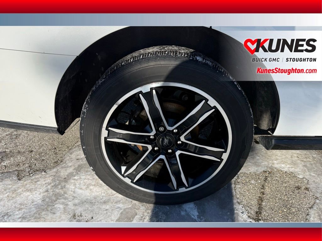 Used 2020 Ford Expedition Limited w/ Equipment Group 303A image 12