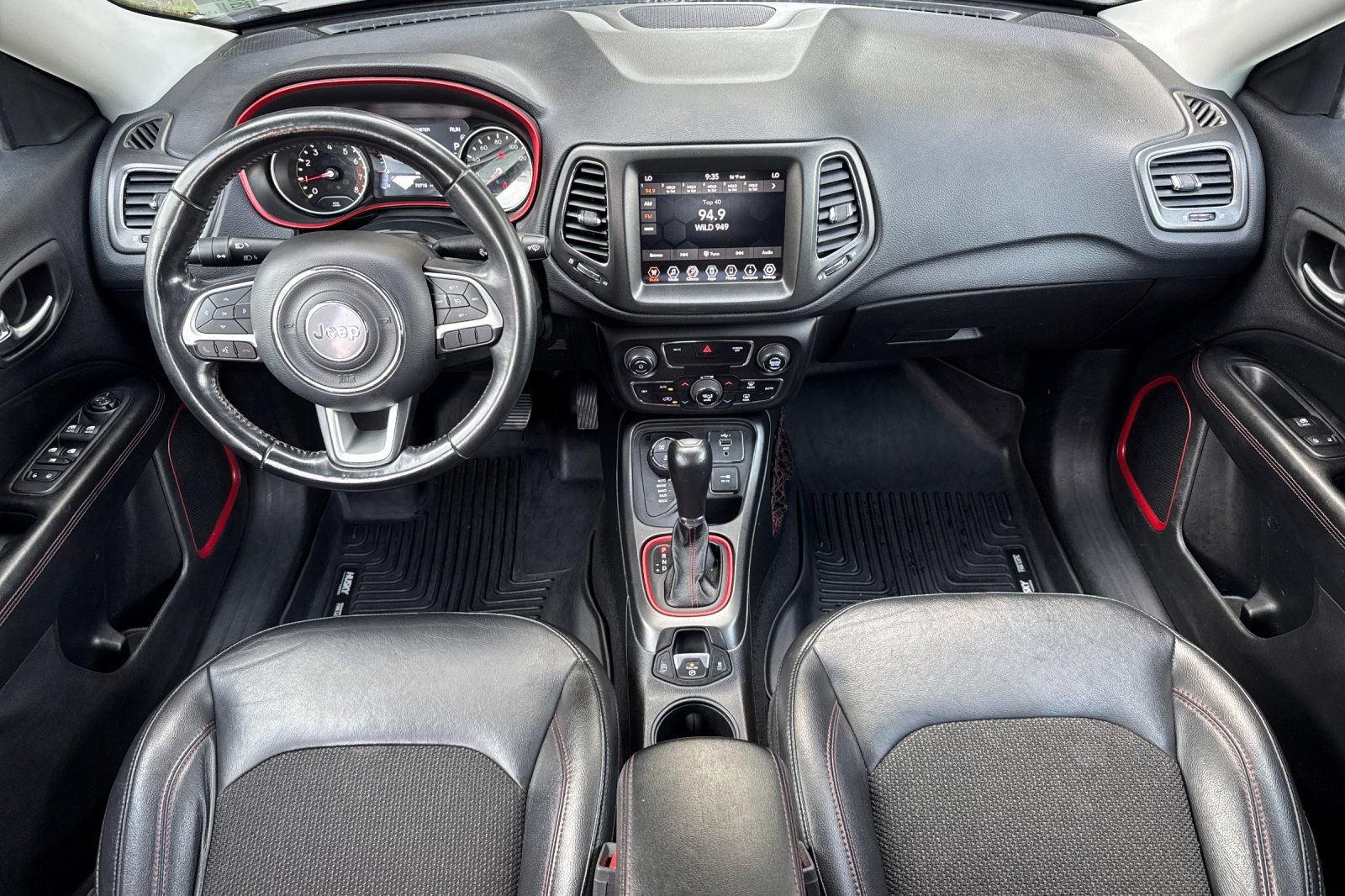 Used 2019 Jeep Compass Trailhawk AWD/4WD image 4