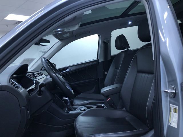 Used 2022 Volkswagen Tiguan SE image 19