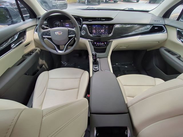 Used 2021 Cadillac XT6 Premium Luxury AWD/4WD image 34