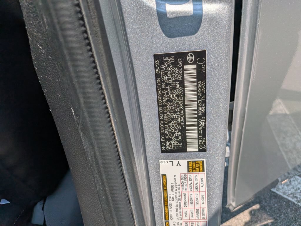 Used 2023 Toyota Prius XLE FWD image 29