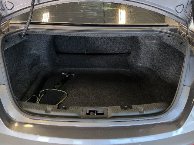 Used 2014 Ford Taurus SEL w/ Equipment Group 201A FWD image 29
