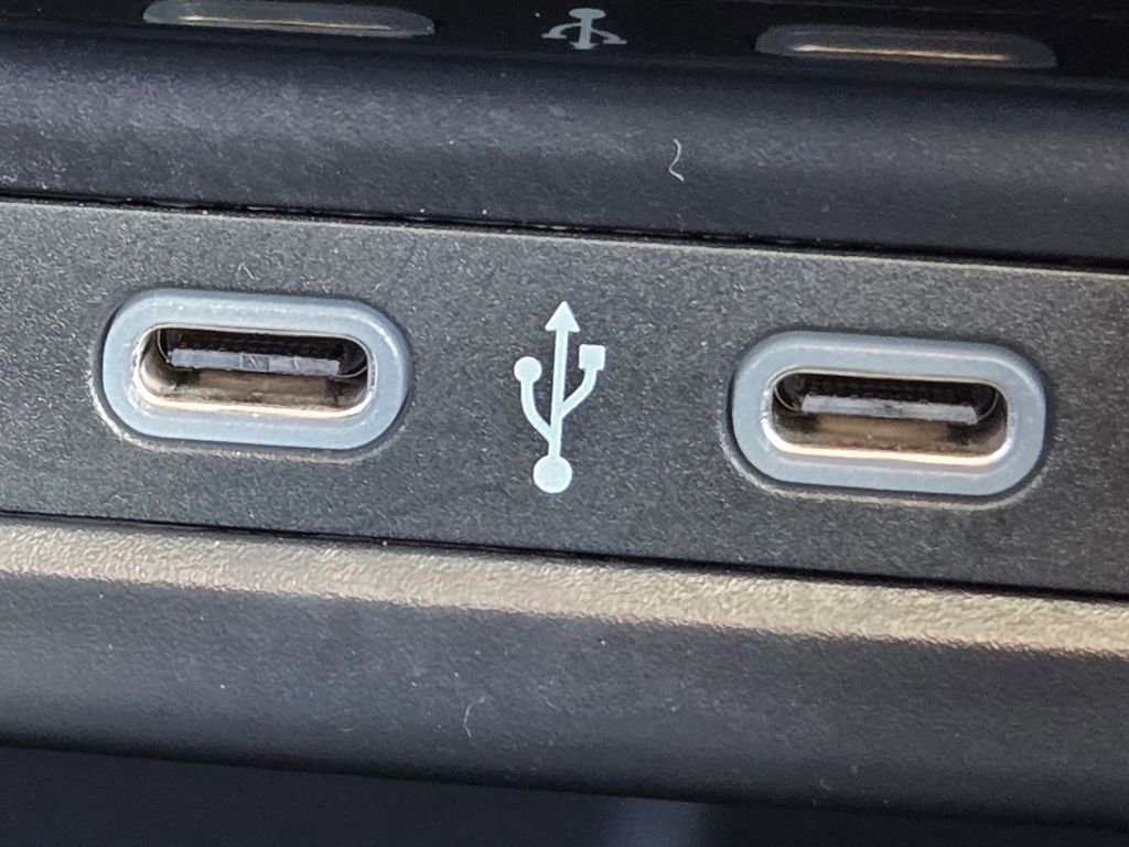 Used 2024 Volkswagen Jetta SE image 15