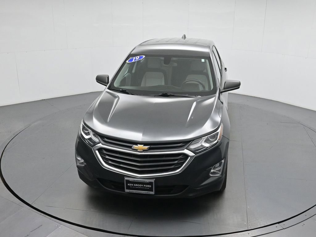Used 2019 Chevrolet Equinox LS image 37