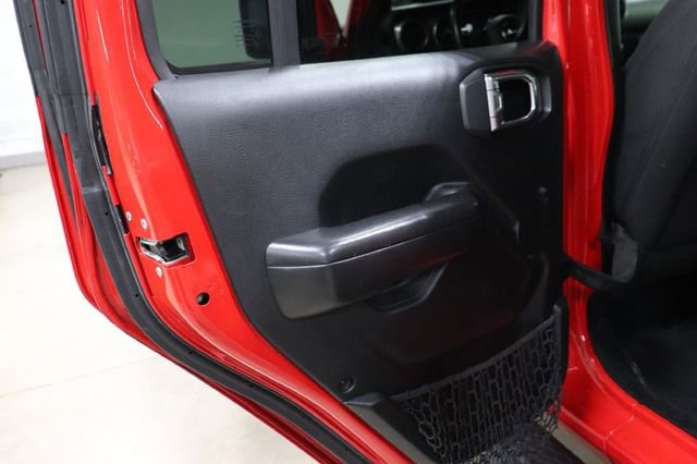 Used 2018 Jeep Wrangler Unlimited Sport S AWD/4WD image 12