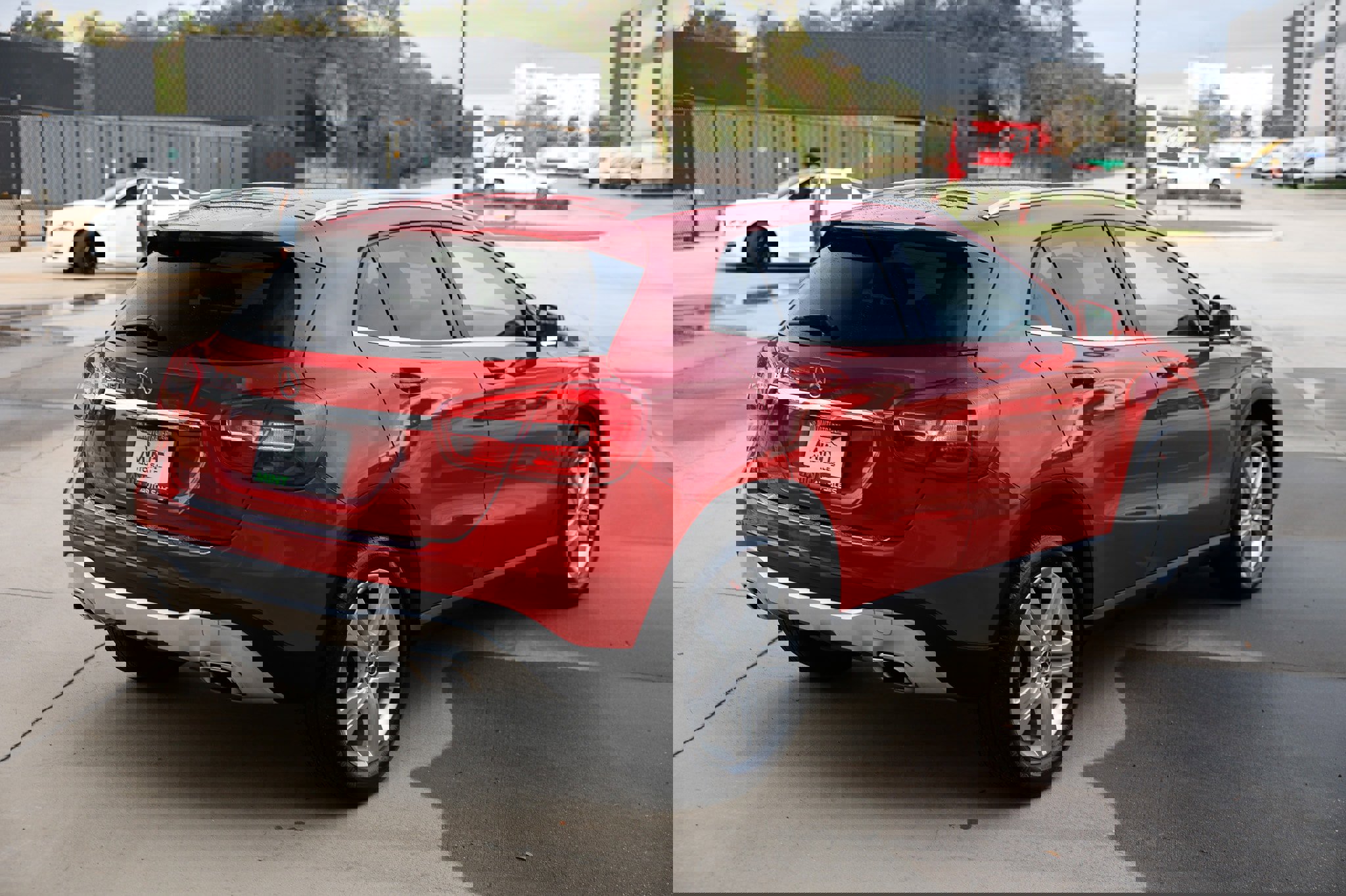 Used 2018 Mercedes-Benz GLA 250 image 16