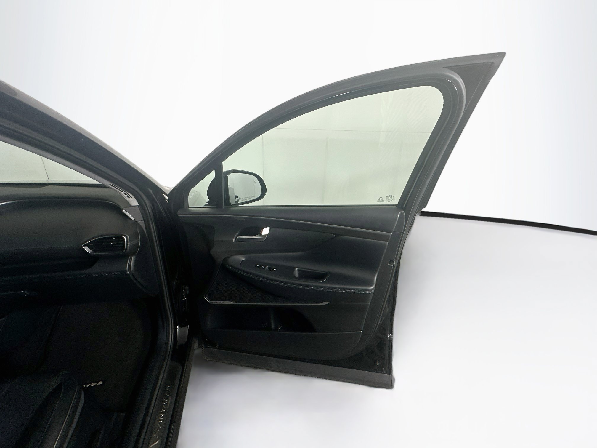 Used 2021 Hyundai Santa Fe Limited AWD/4WD image 33