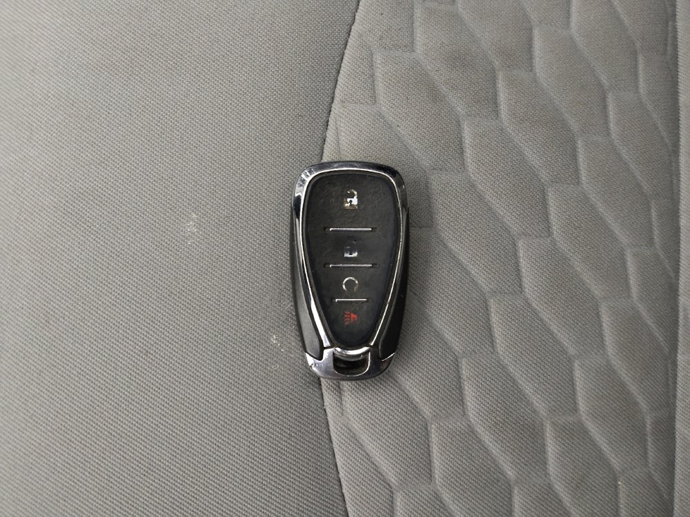 Used 2019 Chevrolet Equinox LS FWD image 32