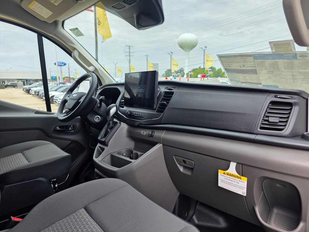 New 2026 Ford Transit 250 Low Roof RWD image 26
