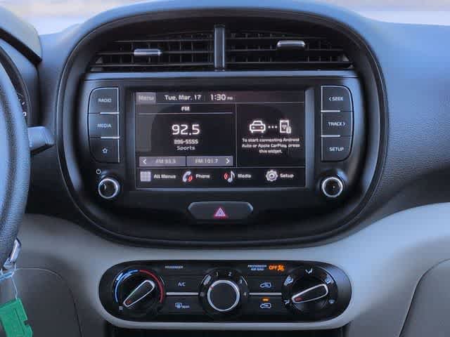 Used 2022 Kia Soul LX image 27