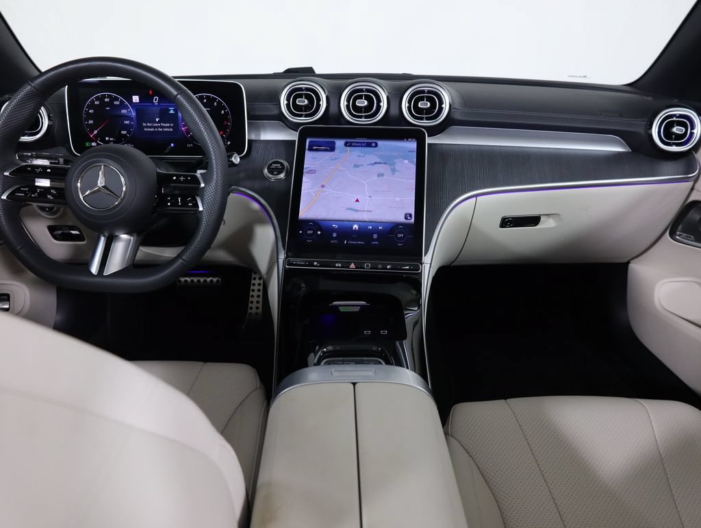 Used 2025 Mercedes-Benz CLE 450 4MATIC Cabriolet image 33